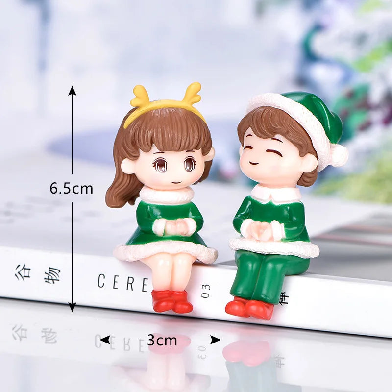 A Pairs Mini Lovers Snowman Santa Claus Miniature Figurines Christmas Ornaments Xmas Gifts Festival Atmosphere DIY Home Decor