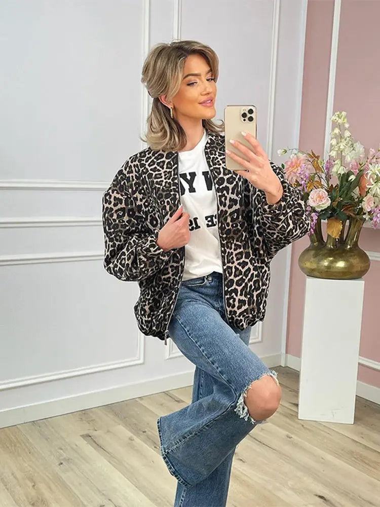 2024 Fashion Leopard Zipper Long Sleeved Women's Jacket Retro Round Neck Street Casual Outerwears New Female Autumn Commute Coat