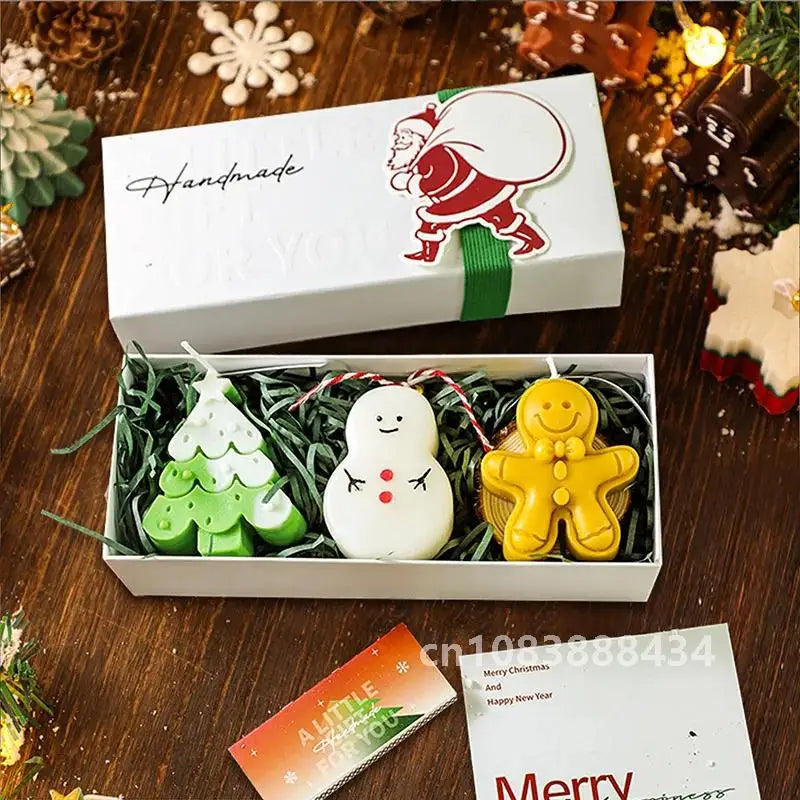 Creative 3-piece Christmas Handmade scented candle gift set. Green Christmas tree, white deer. Ginger candy man. Green gloves.