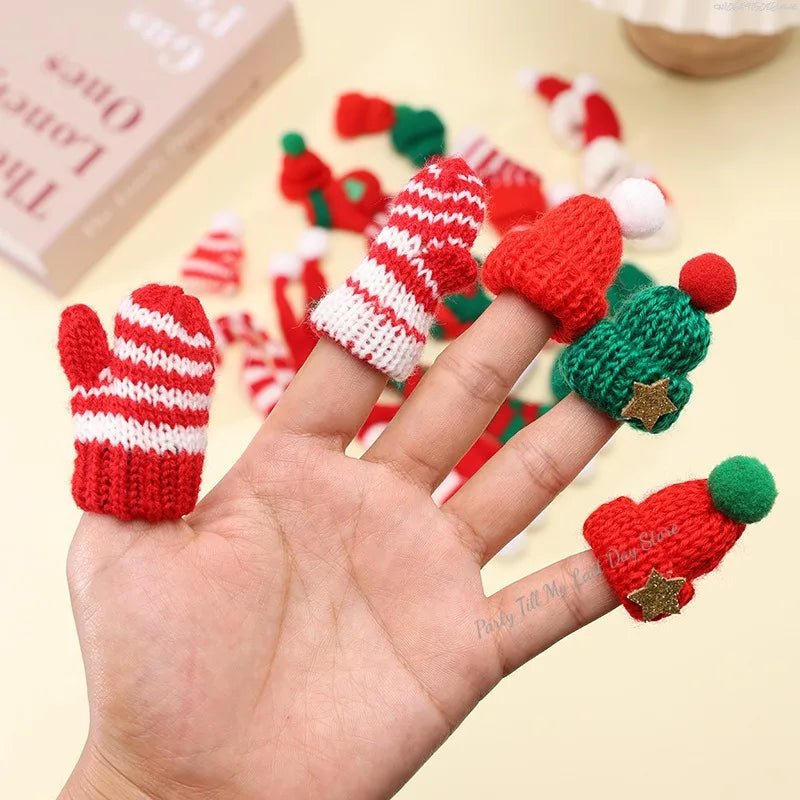 1pcs Mini Christmas Wine Bottle Covers Santa Hats Scarf Christmas Scarf Santa Hats for Dolls Home Decor Christmas Supplies