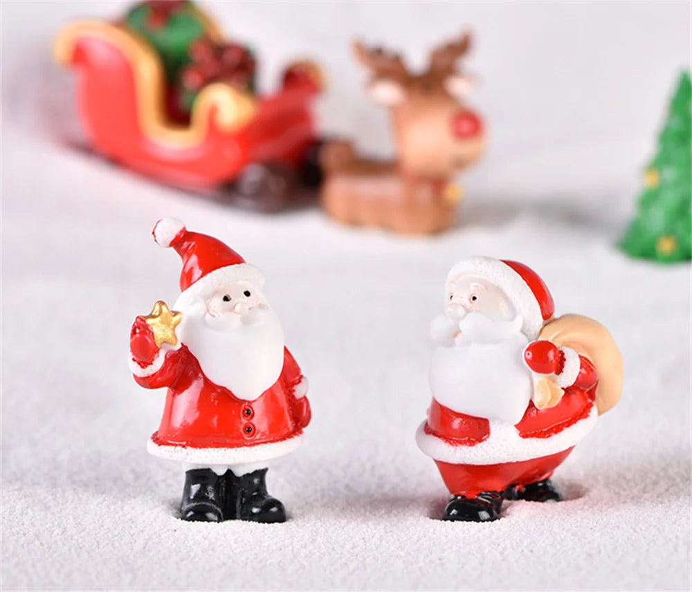 Christmas Mini Resin Figurines Miniatures Santa Claus Snowman Elk Ornament Micro Landscape Merry Xmas Ornament Decoration 2024