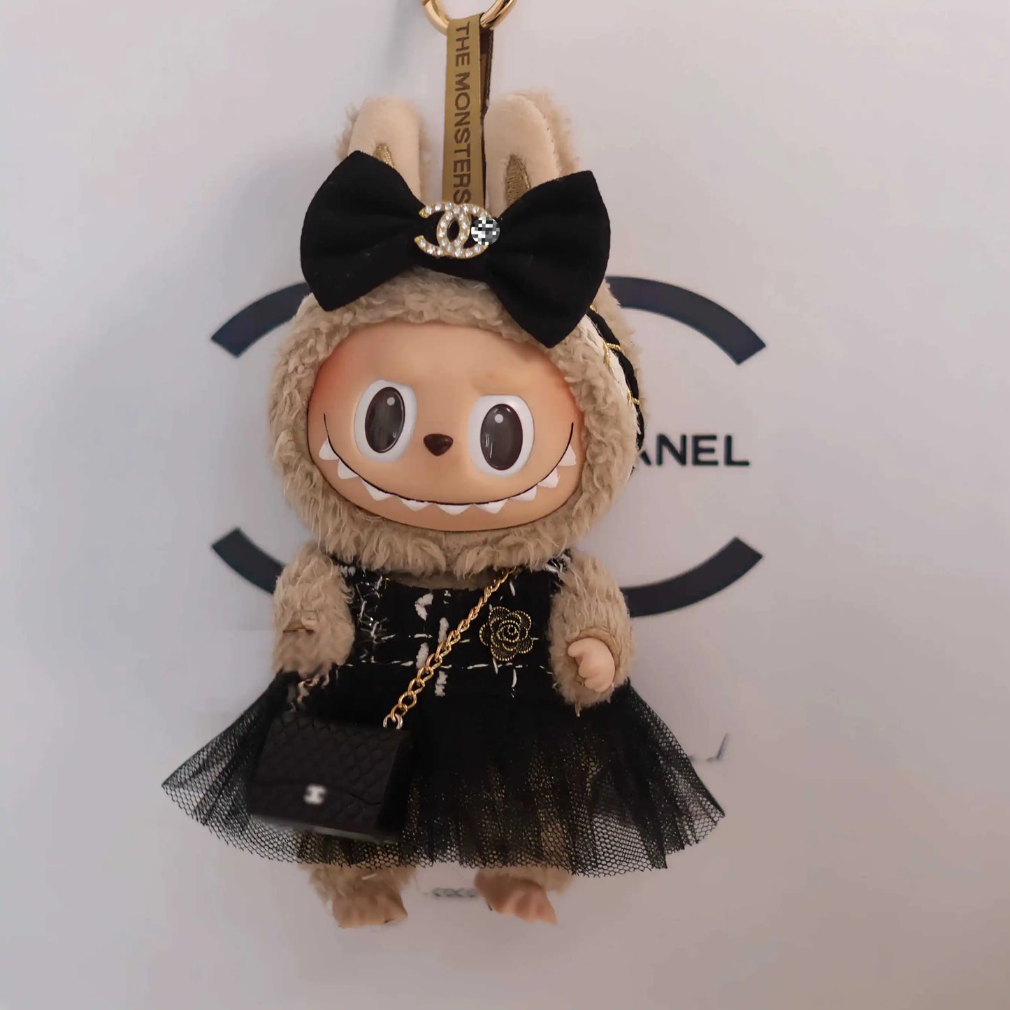 17cm Labubu Doll Clothes Advanced luxury design customization Heartbeat Macaron Labubu Doll Clothes Changing Light clothes