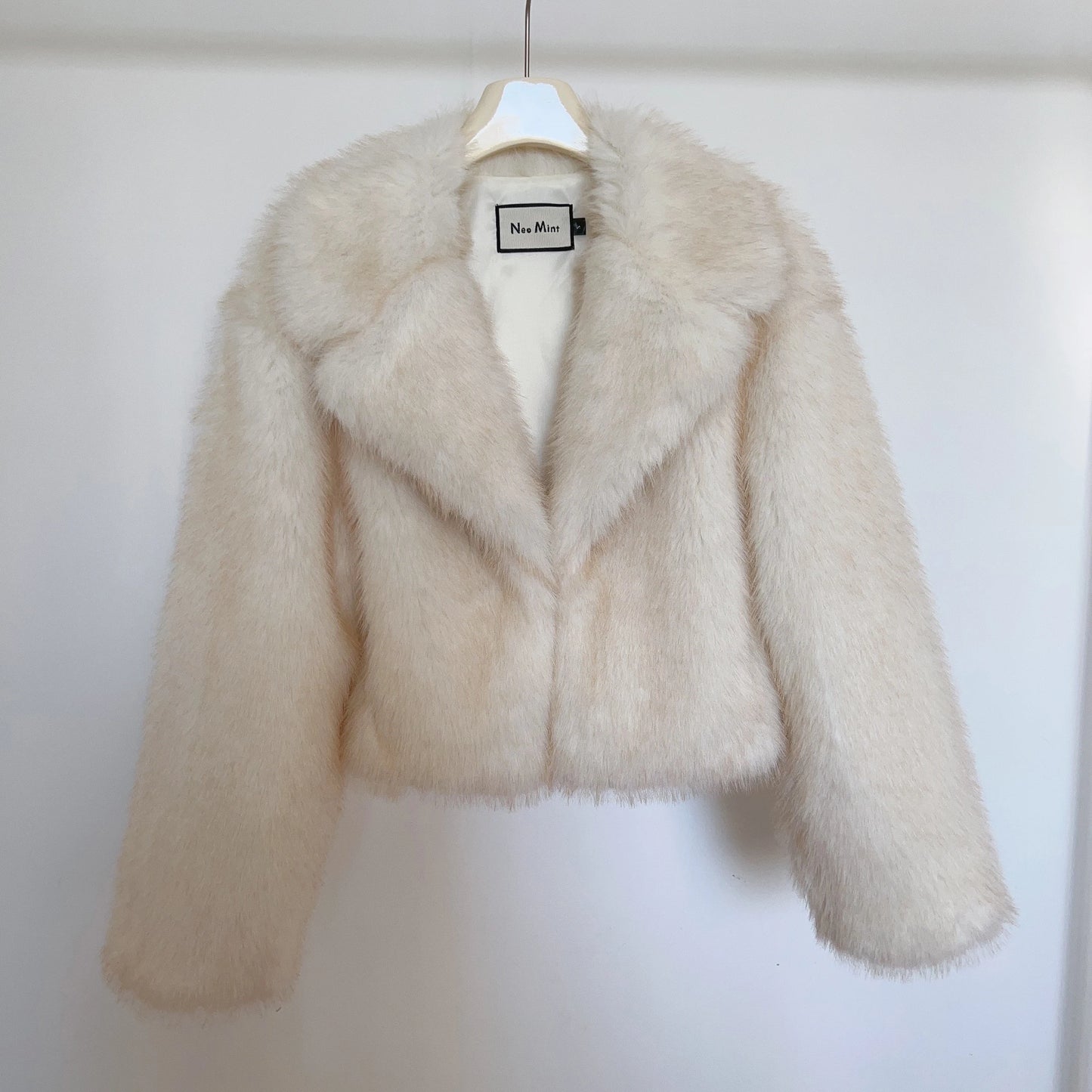 Neo Mint Luxury Brand Runway Fashion Yellow Gradient Cropped Fluffy Fur Jacket Coat Women Winter Thicken Faux Fox Fur Outerwear